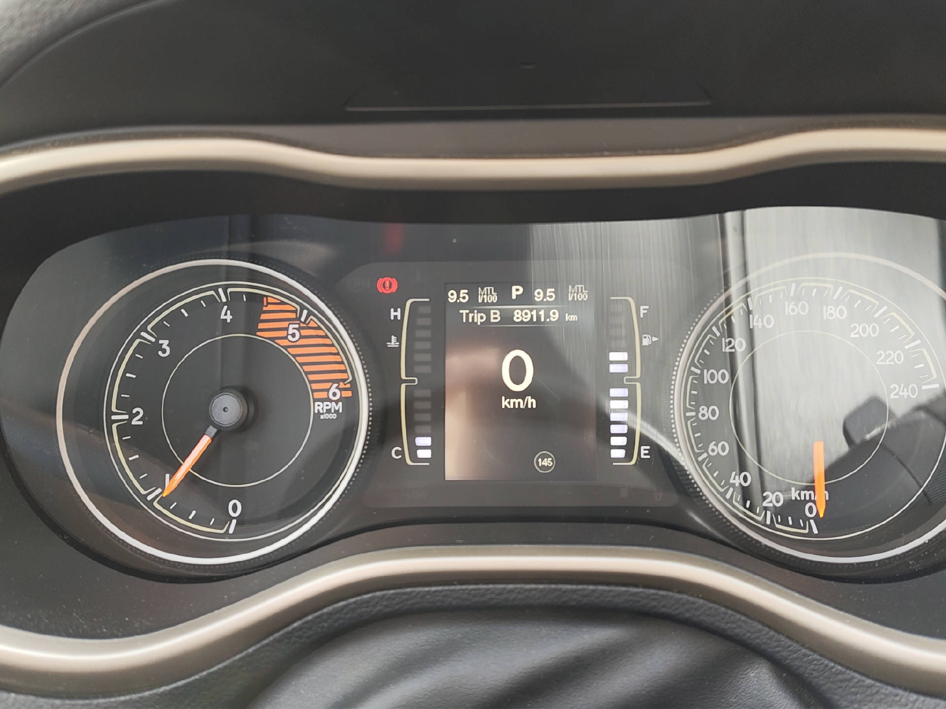 JEEP Cherokee 2.2 CRD 200 Night Eagle AWD-image-10