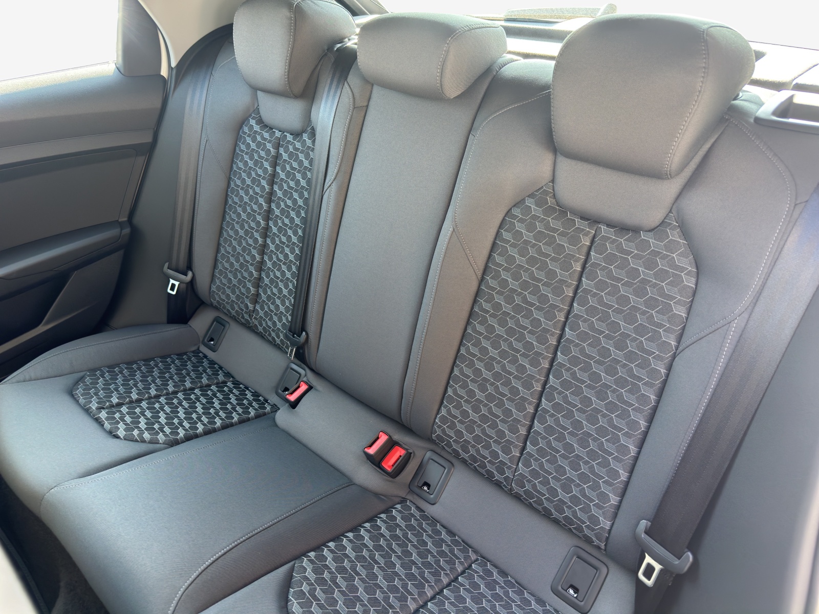 AUDI A1 Sportback 30 TFSI Attraction S-tronic-image-11