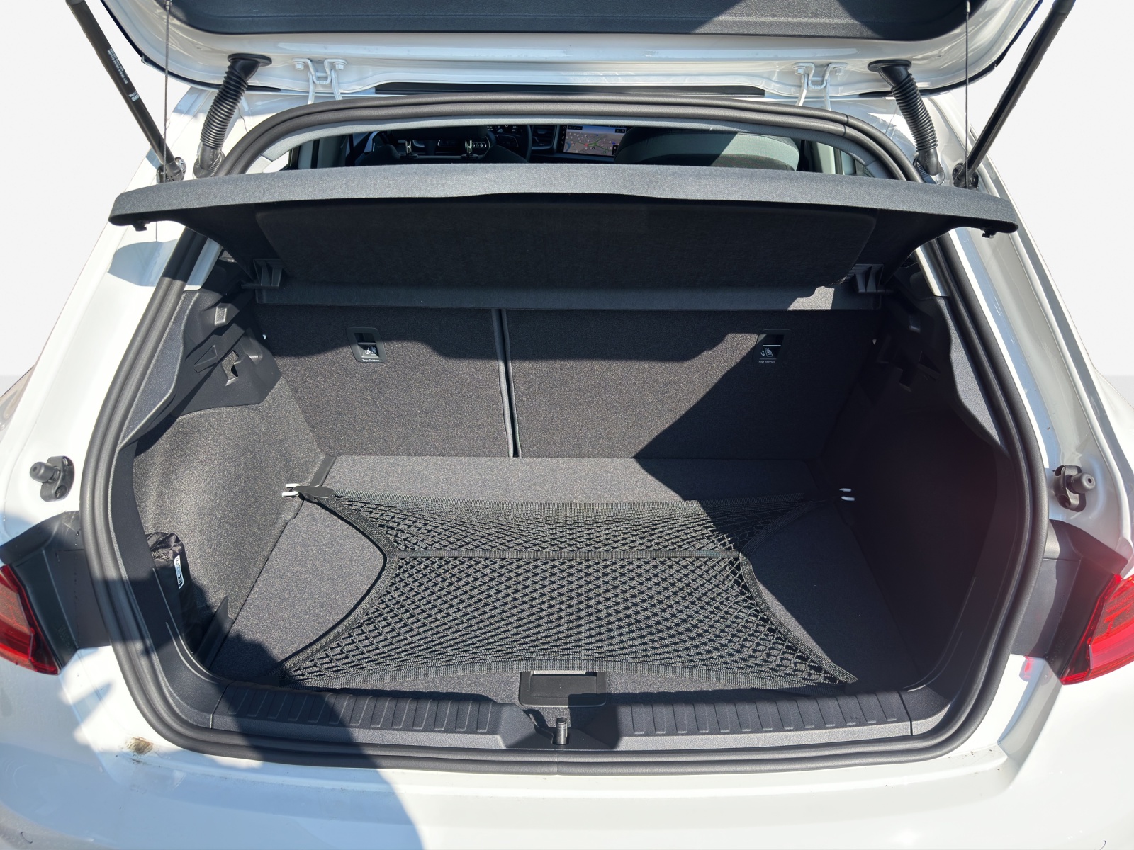 AUDI A1 Sportback 30 TFSI Attraction S-tronic-image-12