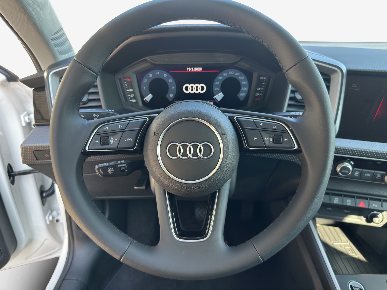 AUDI A1 Sportback 30 TFSI Attraction S-tronic-image-9