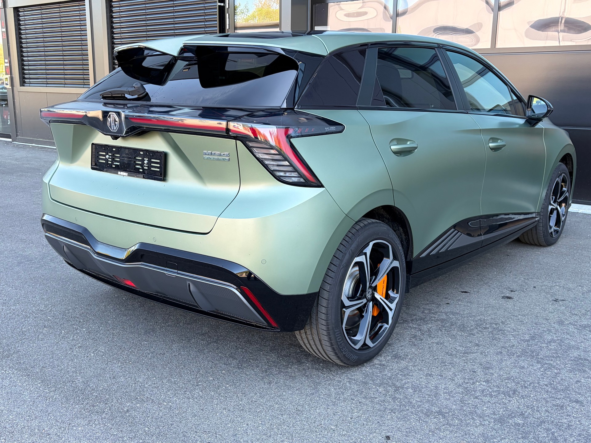 MG 4 EV 64kWh Xpower AWD-image-3