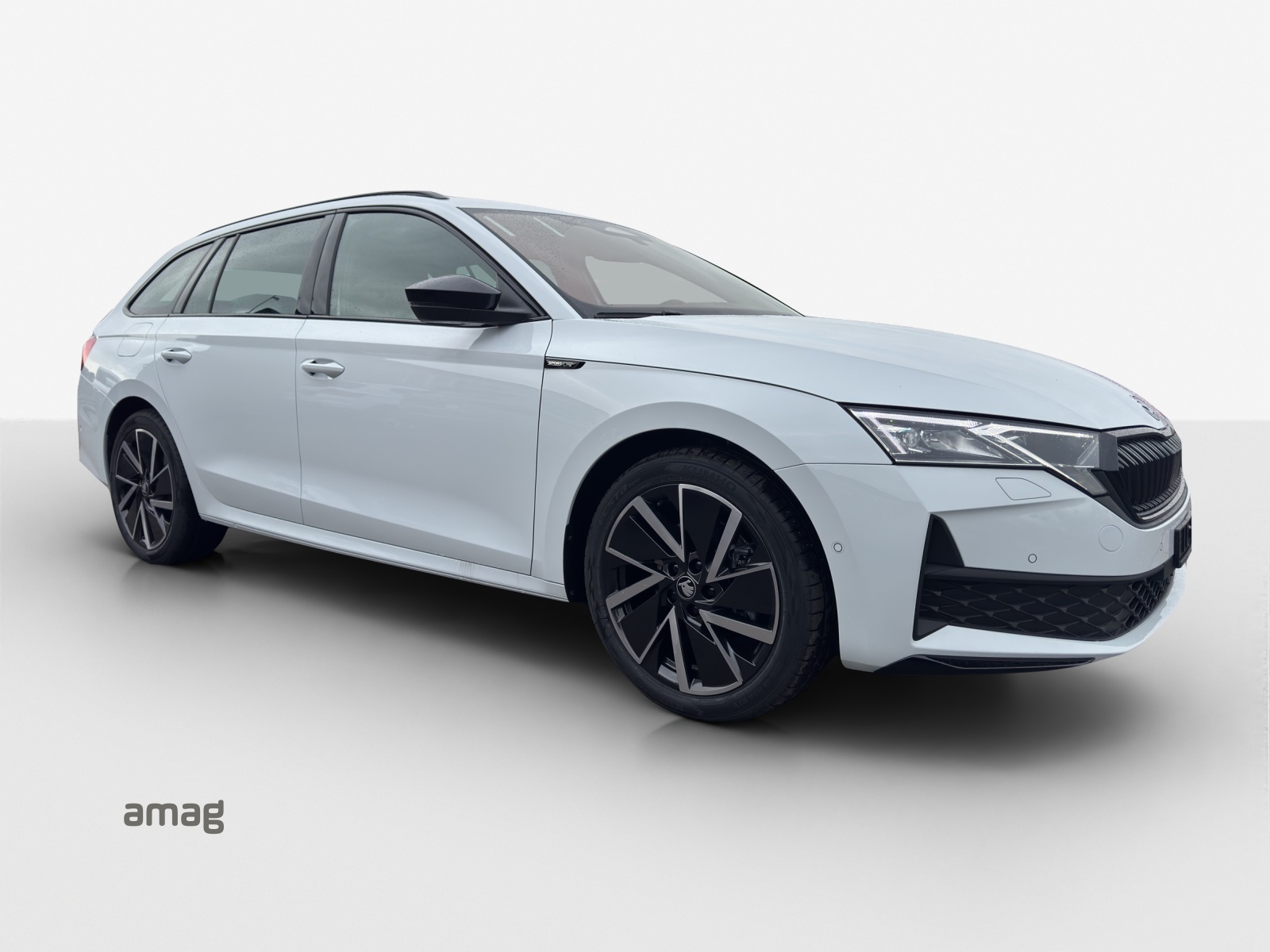 SKODA Octavia Combi 2.0 TSI DSG Dynamic 4x4-image-5