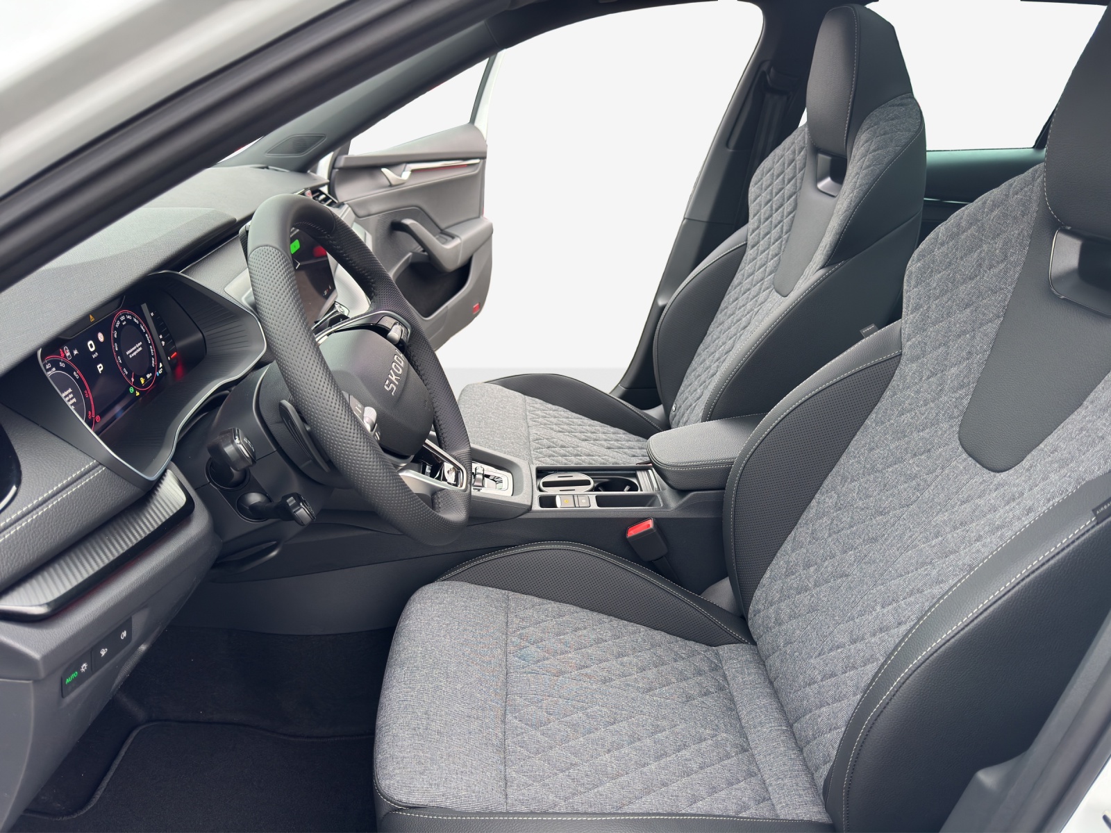 SKODA Octavia Combi 2.0 TSI DSG Dynamic 4x4-image-7
