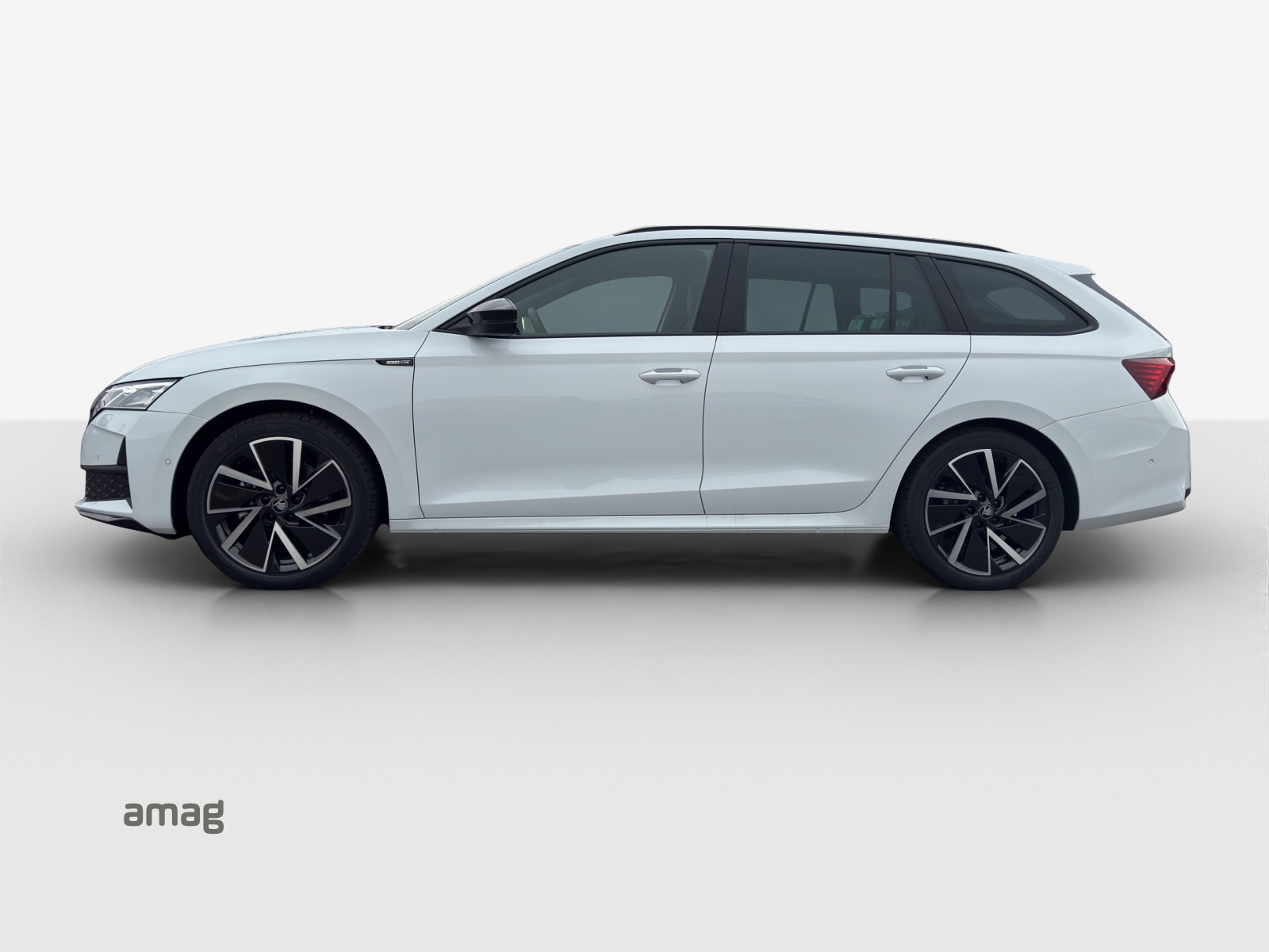 SKODA Octavia Combi 2.0 TSI DSG Dynamic 4x4-image-1