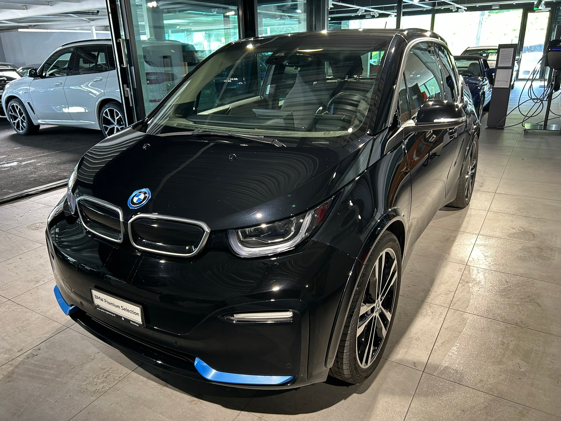 BMW i3s (120Ah)-image-5