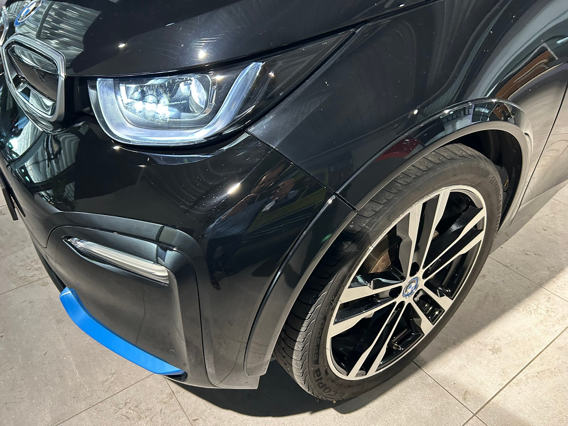 BMW i3s (120Ah)-image-14