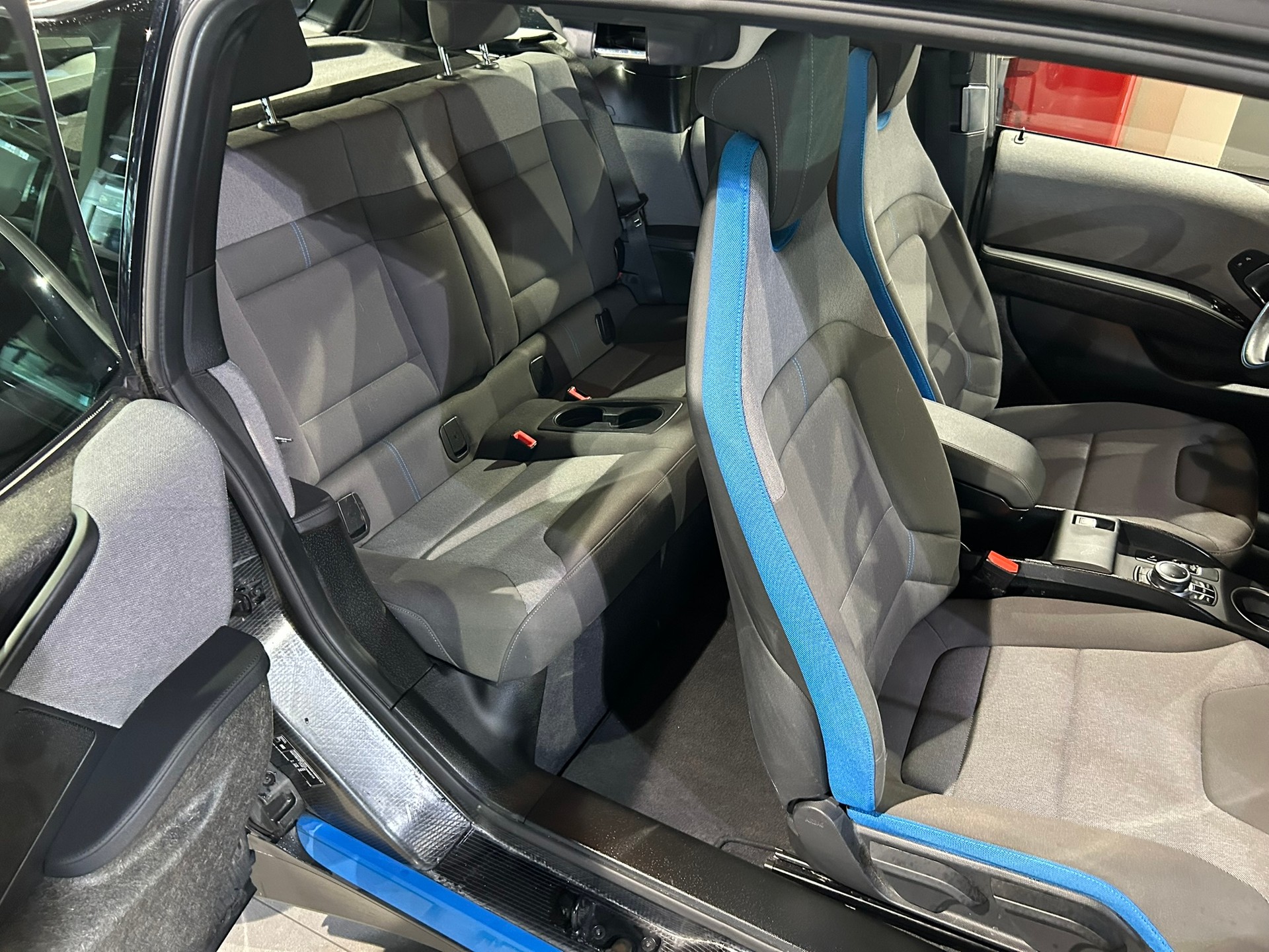 BMW i3s (120Ah)-image-26