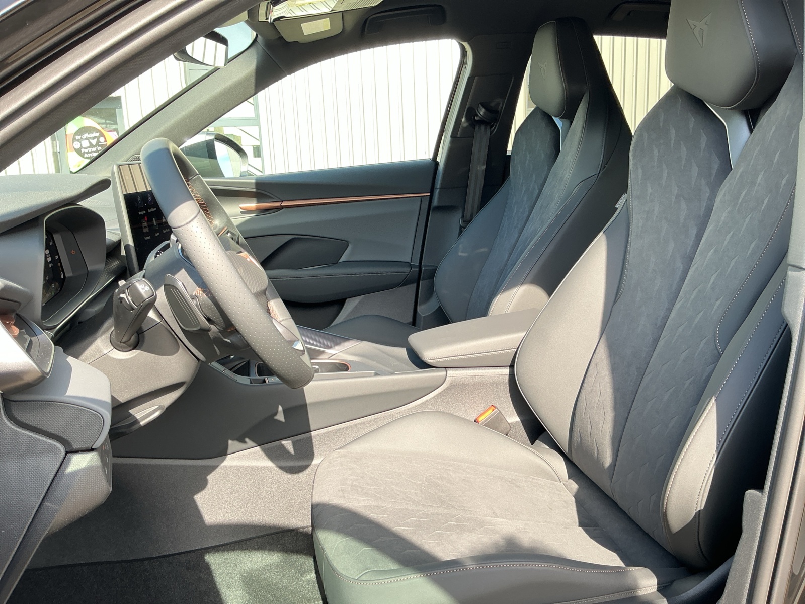 CUPRA Terramar 1.5 eHybrid Prime Edition DSG-image-12