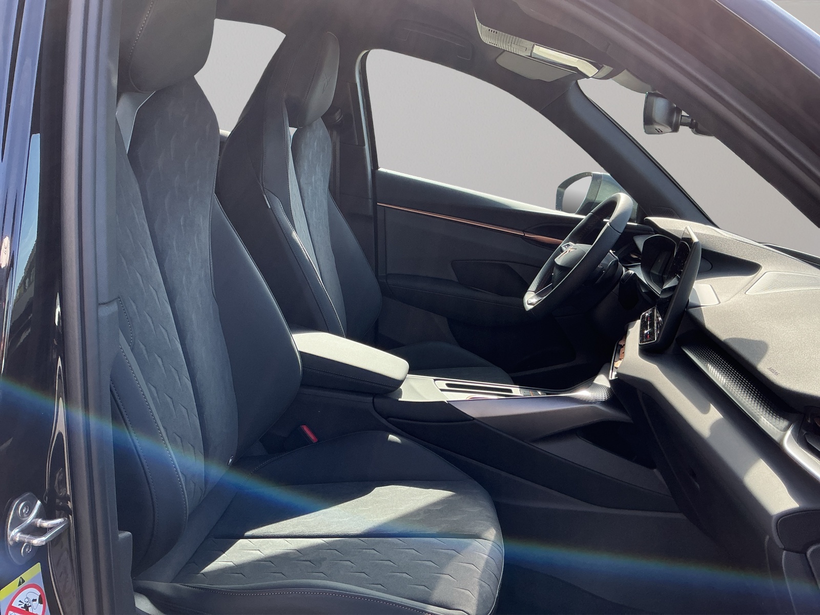 CUPRA Terramar 1.5 eHybrid Prime Edition DSG-image-10