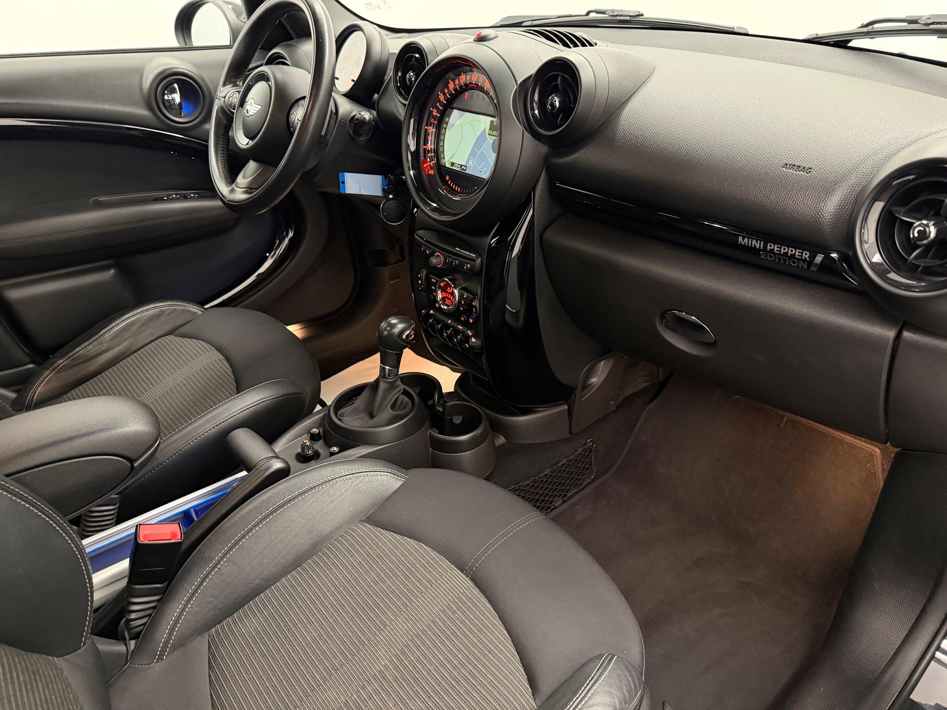 MINI Countryman R60 1.6i Cooper S FWD Automat-image-10