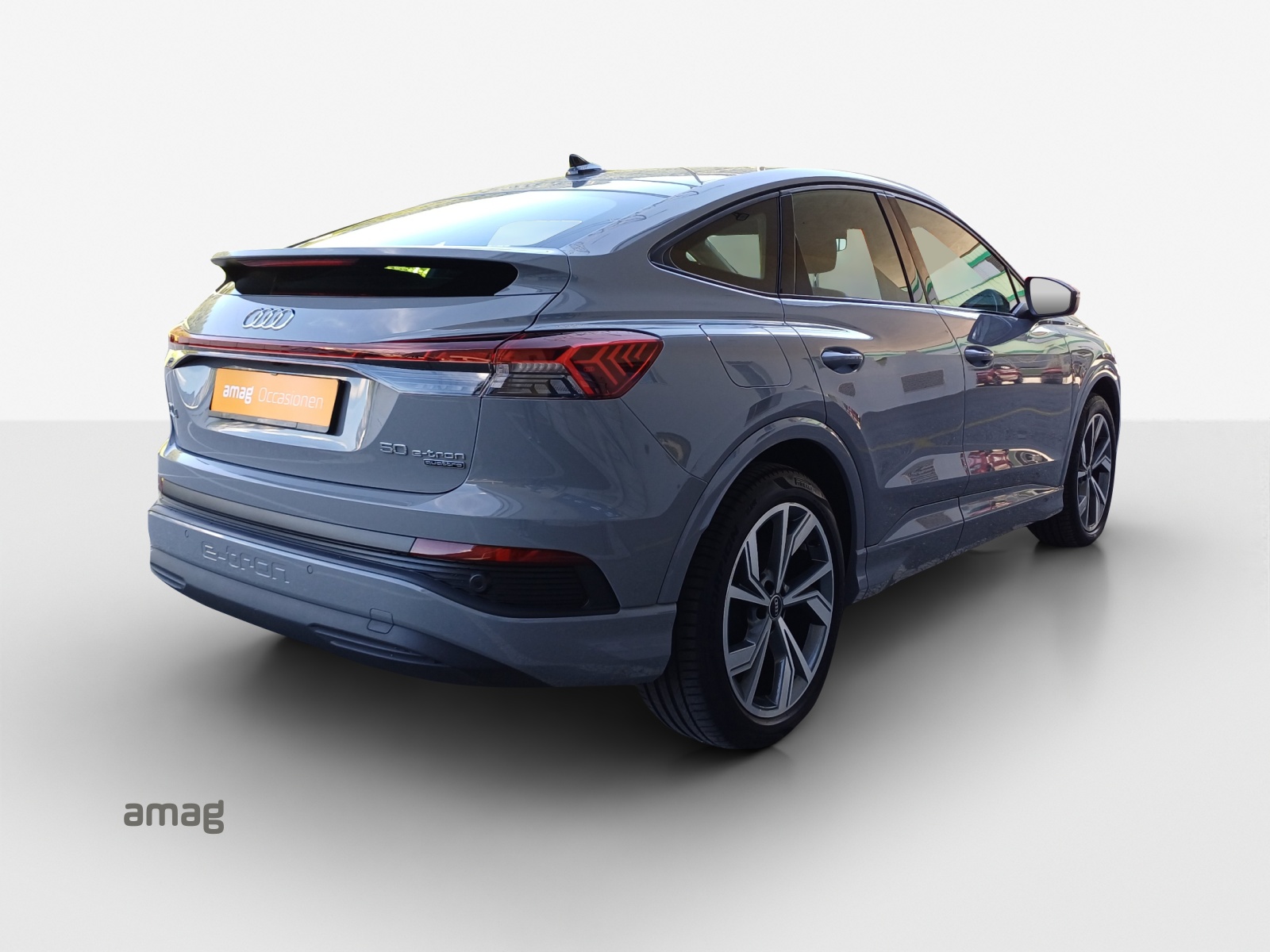 AUDI Q4 Sportback e-tron 50 quattro-image-5
