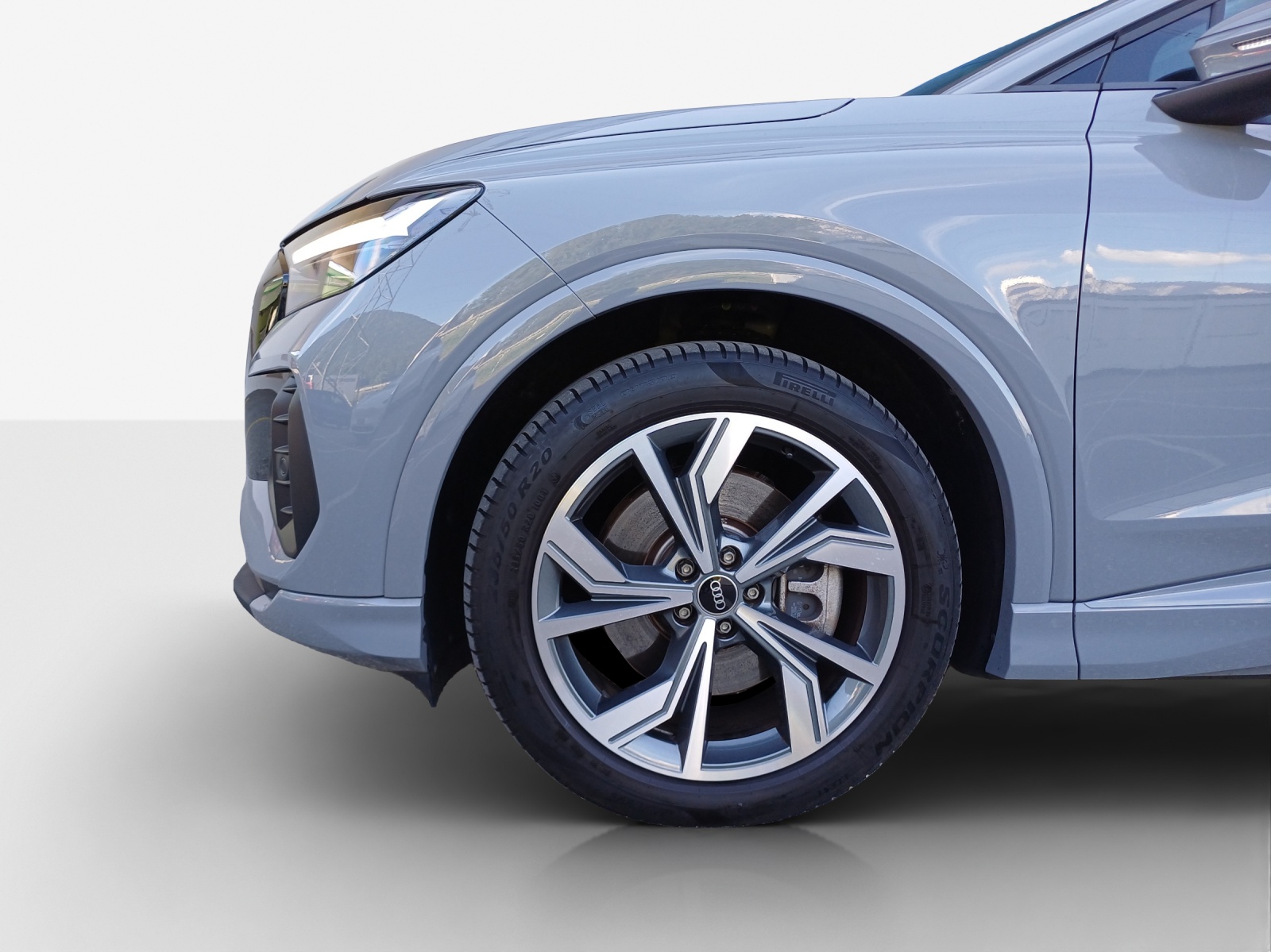 AUDI Q4 Sportback e-tron 50 quattro-image-16
