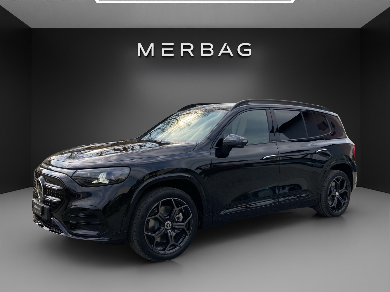 MERCEDES-BENZ GLB 350 4MATIC with EQ Technology-image-0