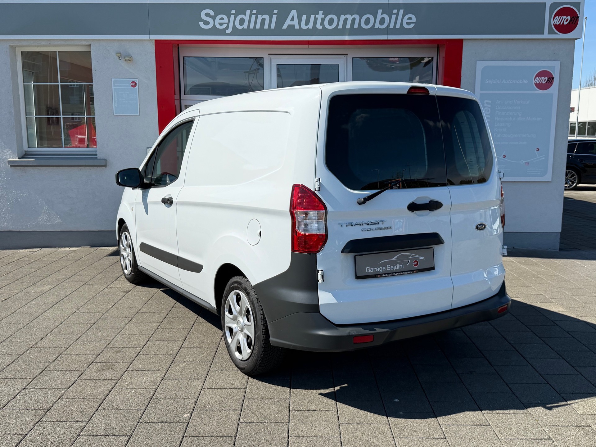 FORD Transit Courier Van 1.5 TDCi Trend-image-8