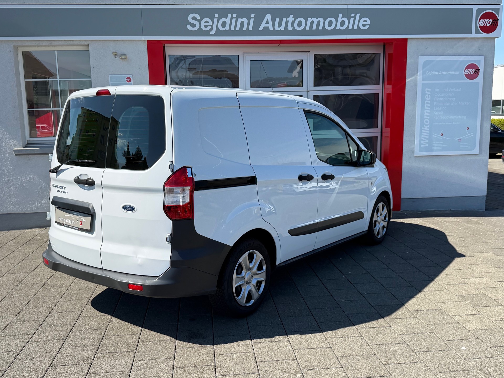 FORD Transit Courier Van 1.5 TDCi Trend-image-7