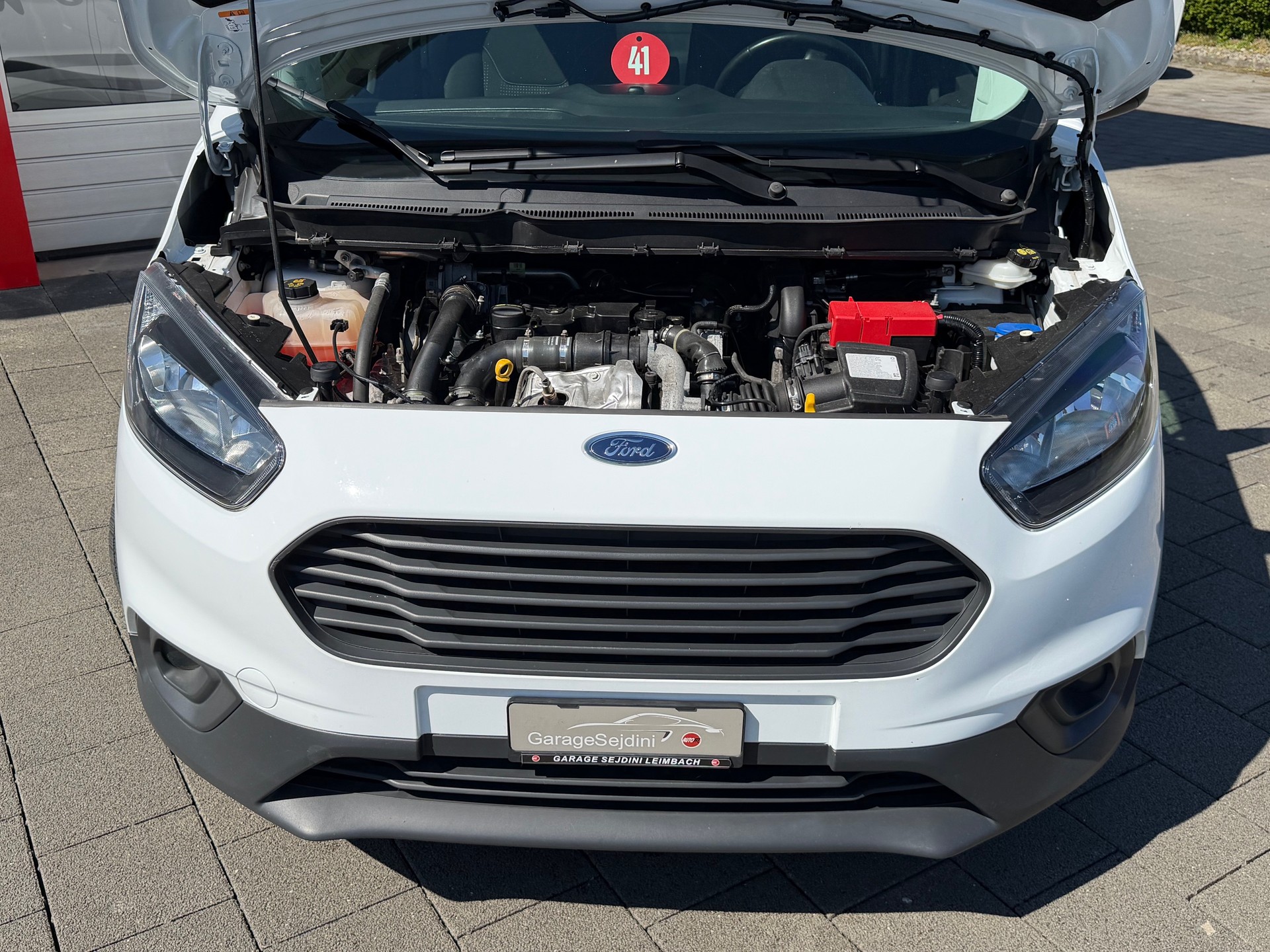 FORD Transit Courier Van 1.5 TDCi Trend-image-4