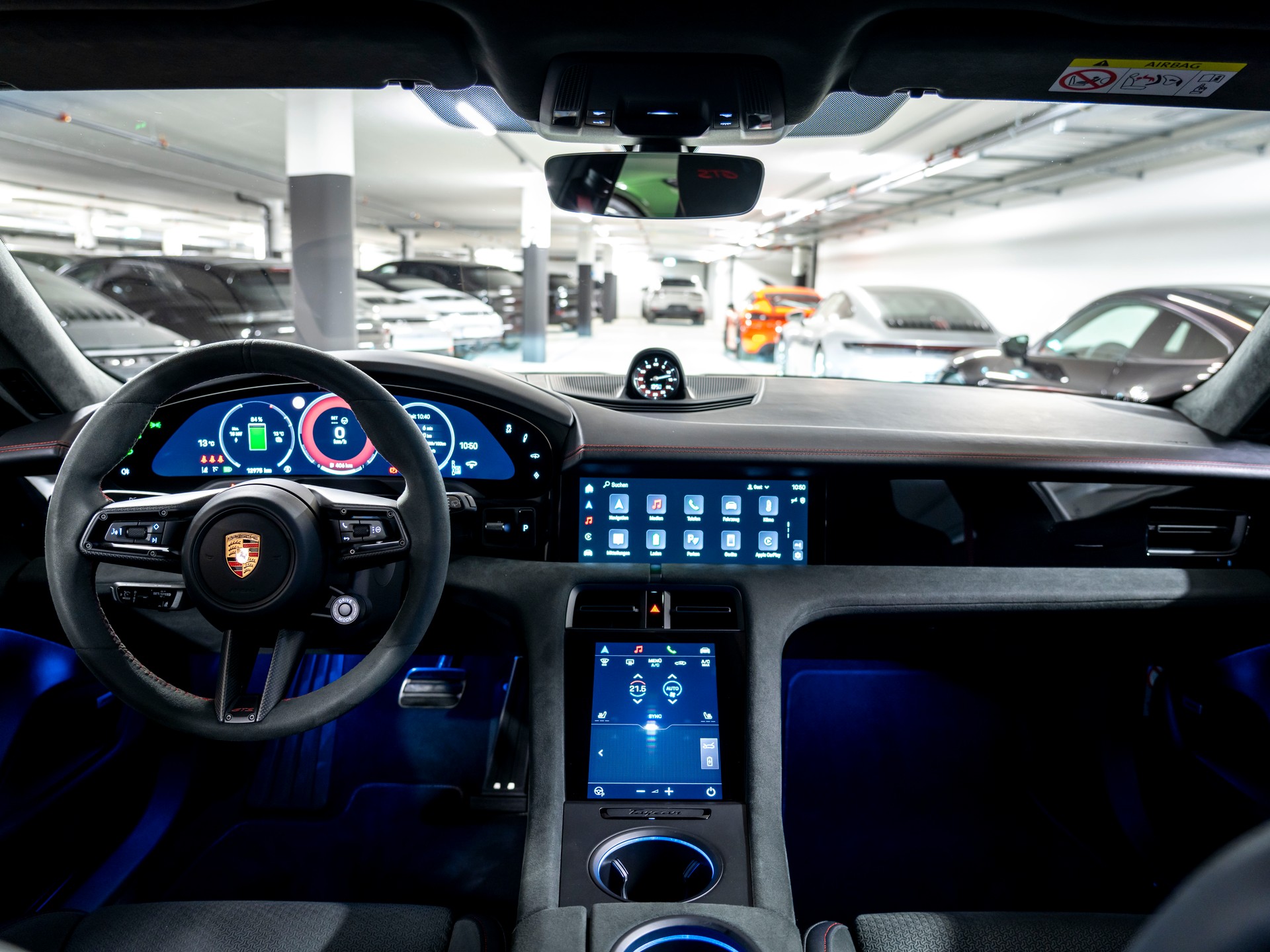 PORSCHE Taycan Sport Turismo GTS 104kWh-image-22
