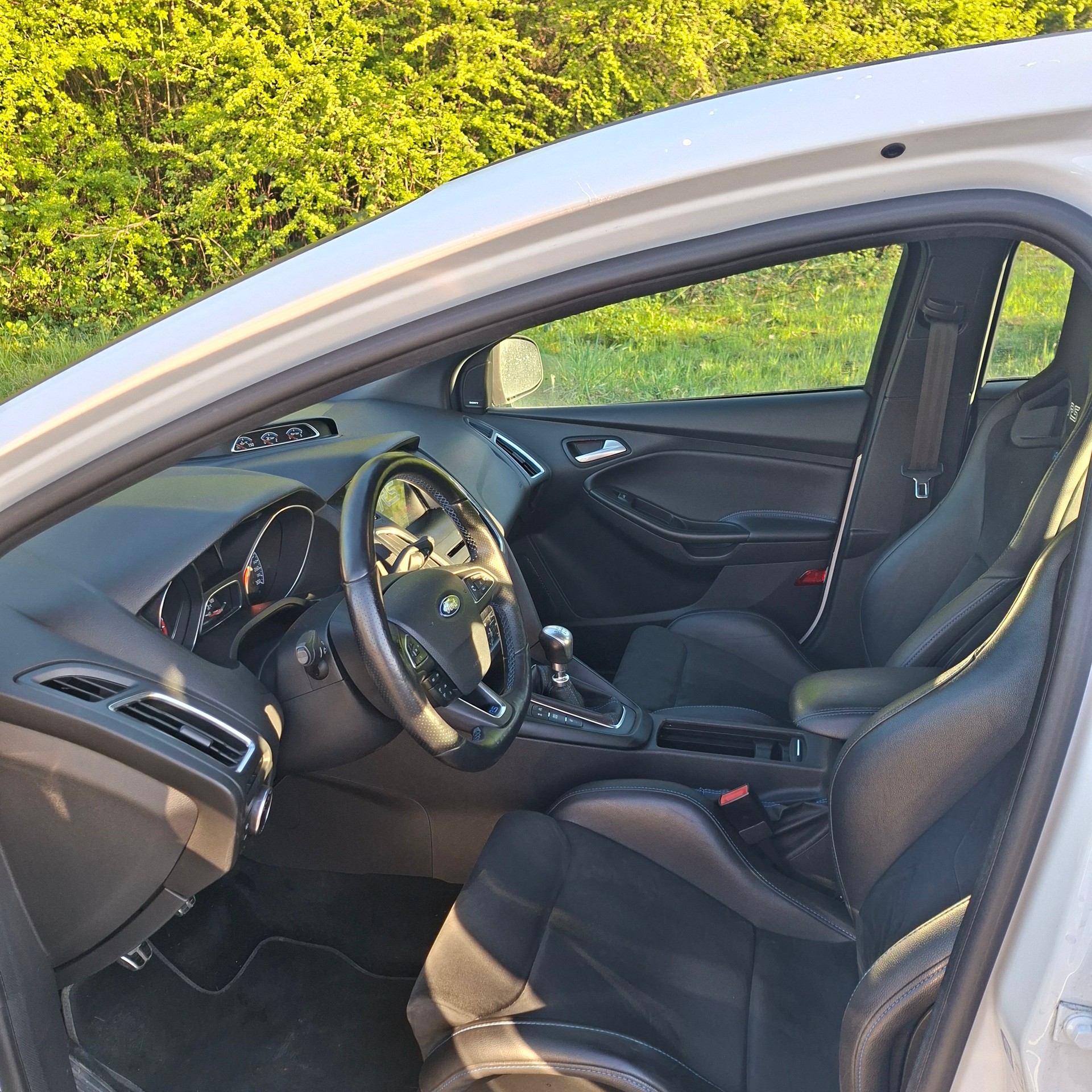 FORD Focus 2.3 EcoBoost RS AWD-image-6