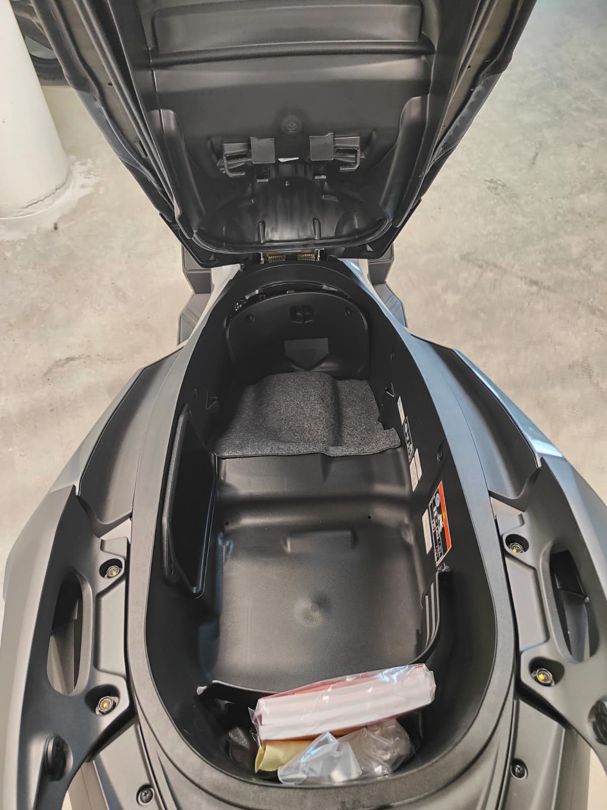 HONDA ADV 350-image-10