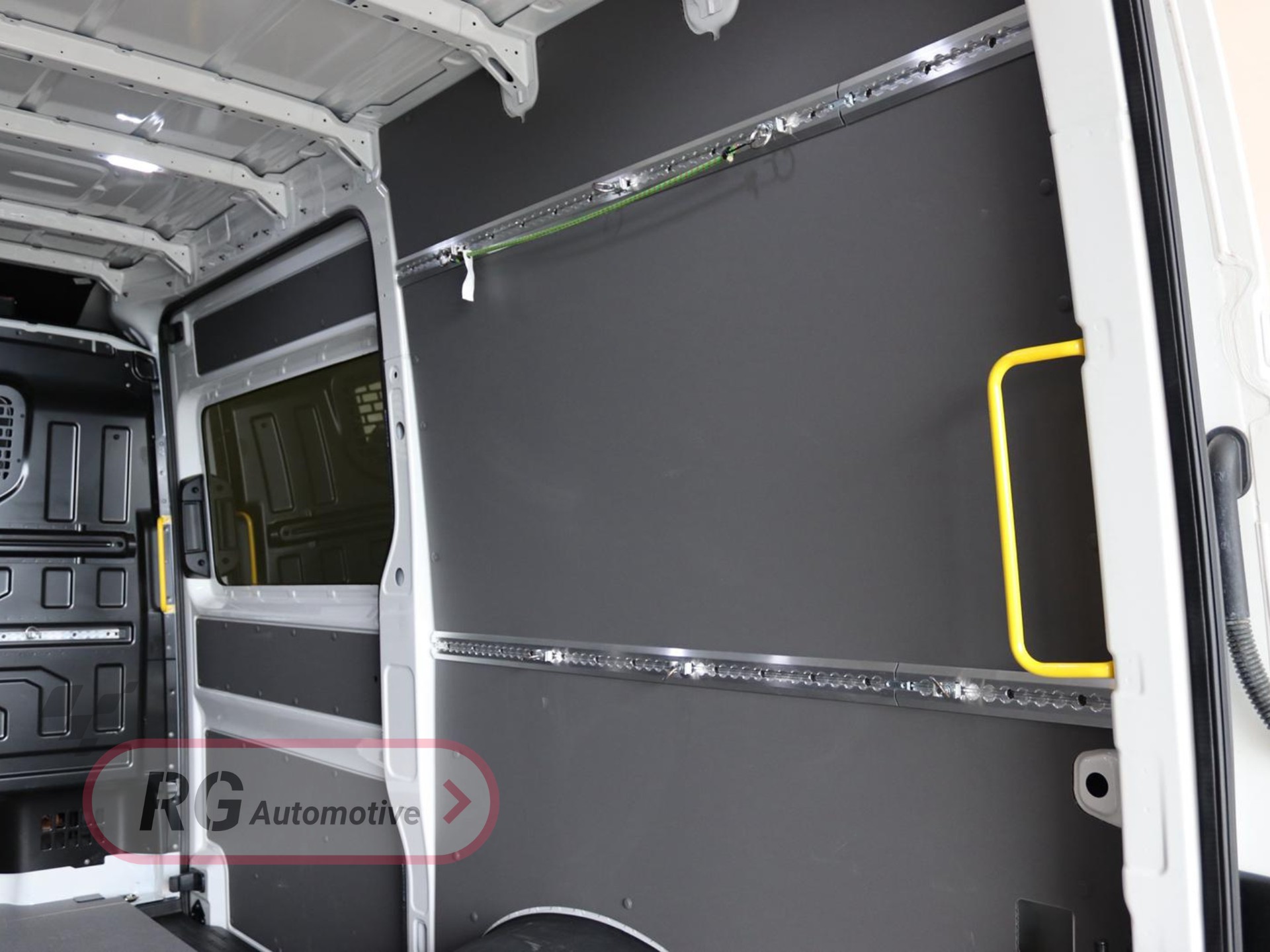VW Crafter 35 2.0 BiTDI Entry L3-image-13