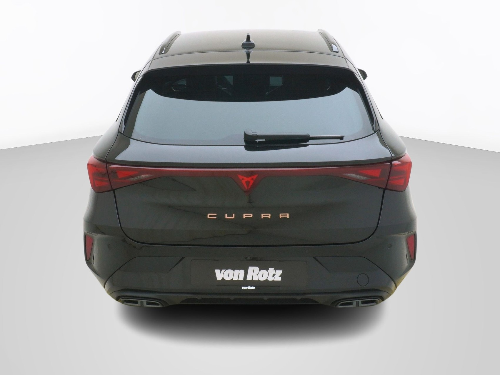 CUPRA Leon ST 1.5 eTSI DSG-image-2