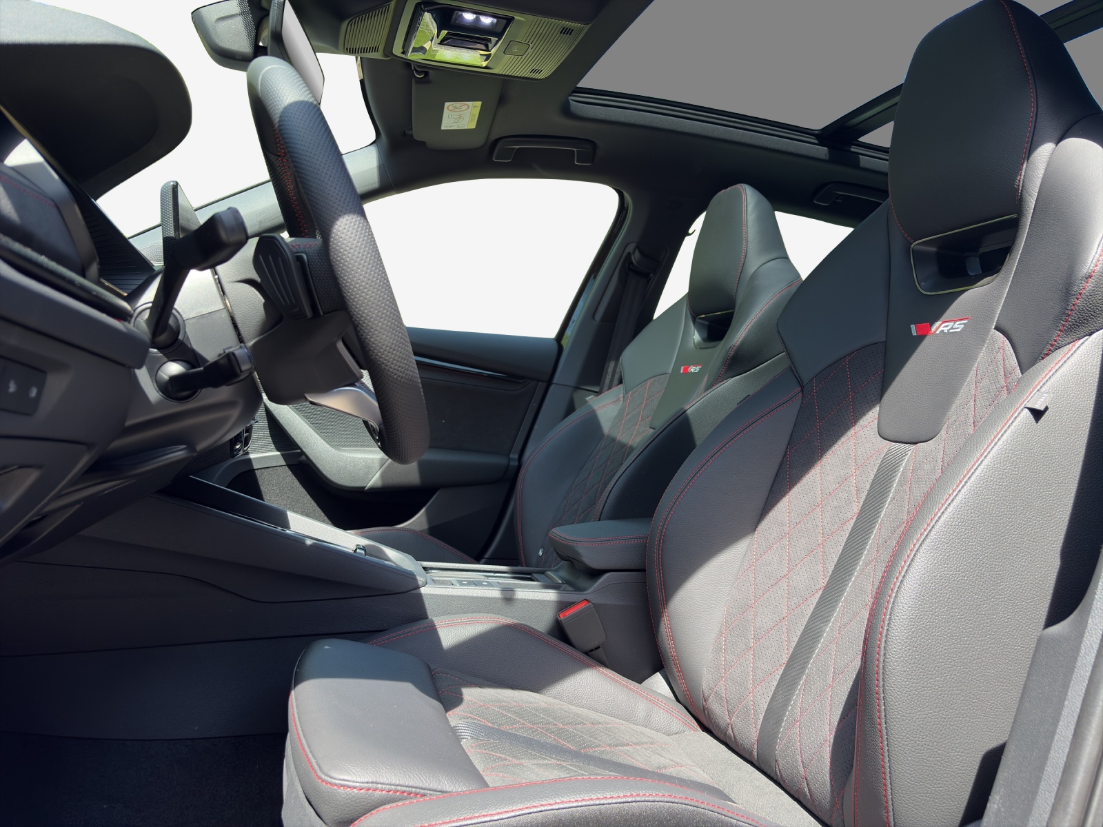 SKODA Octavia Combi 2.0 TSI DSG RS-image-7