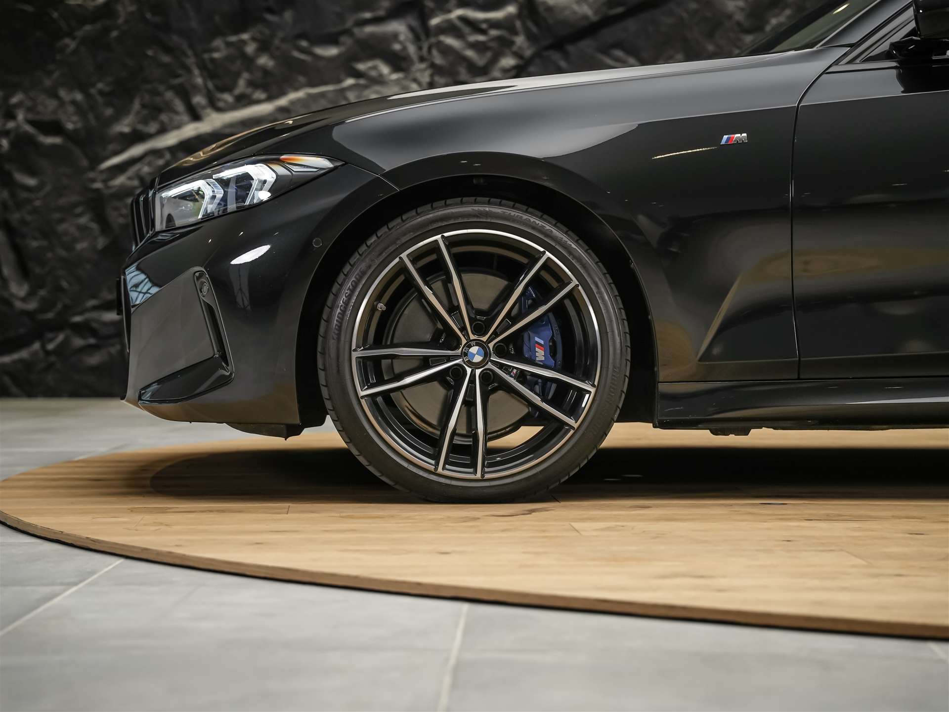 BMW 330d xDrive M Sport Pro *Panorama*El.Sitze mit Memory*Head-Up*-image-17