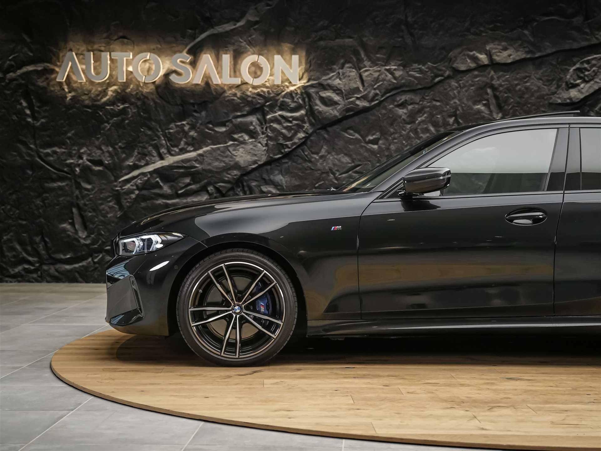 BMW 330d xDrive M Sport Pro *Panorama*El.Sitze mit Memory*Head-Up*-image-16