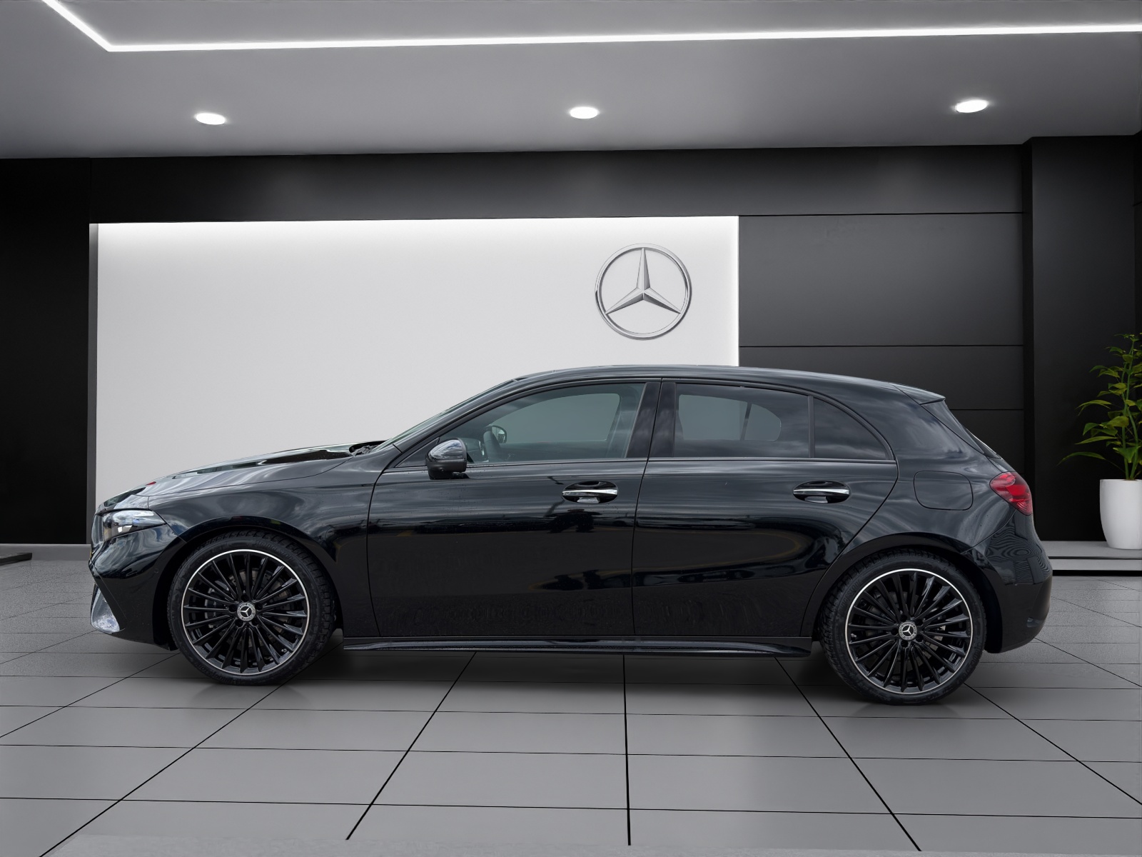 MERCEDES-BENZ A 220 4Matic 8G-DCT-showroom-element-2