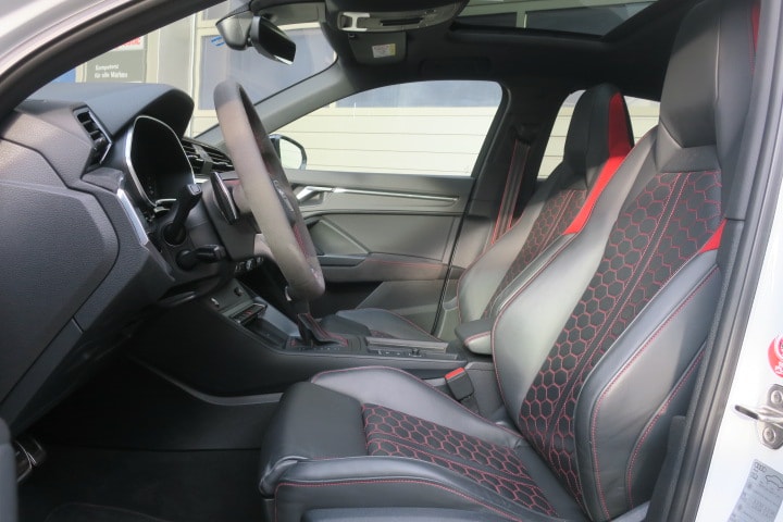 AUDI RS Q3 Sportback quattro S tronic-image-6