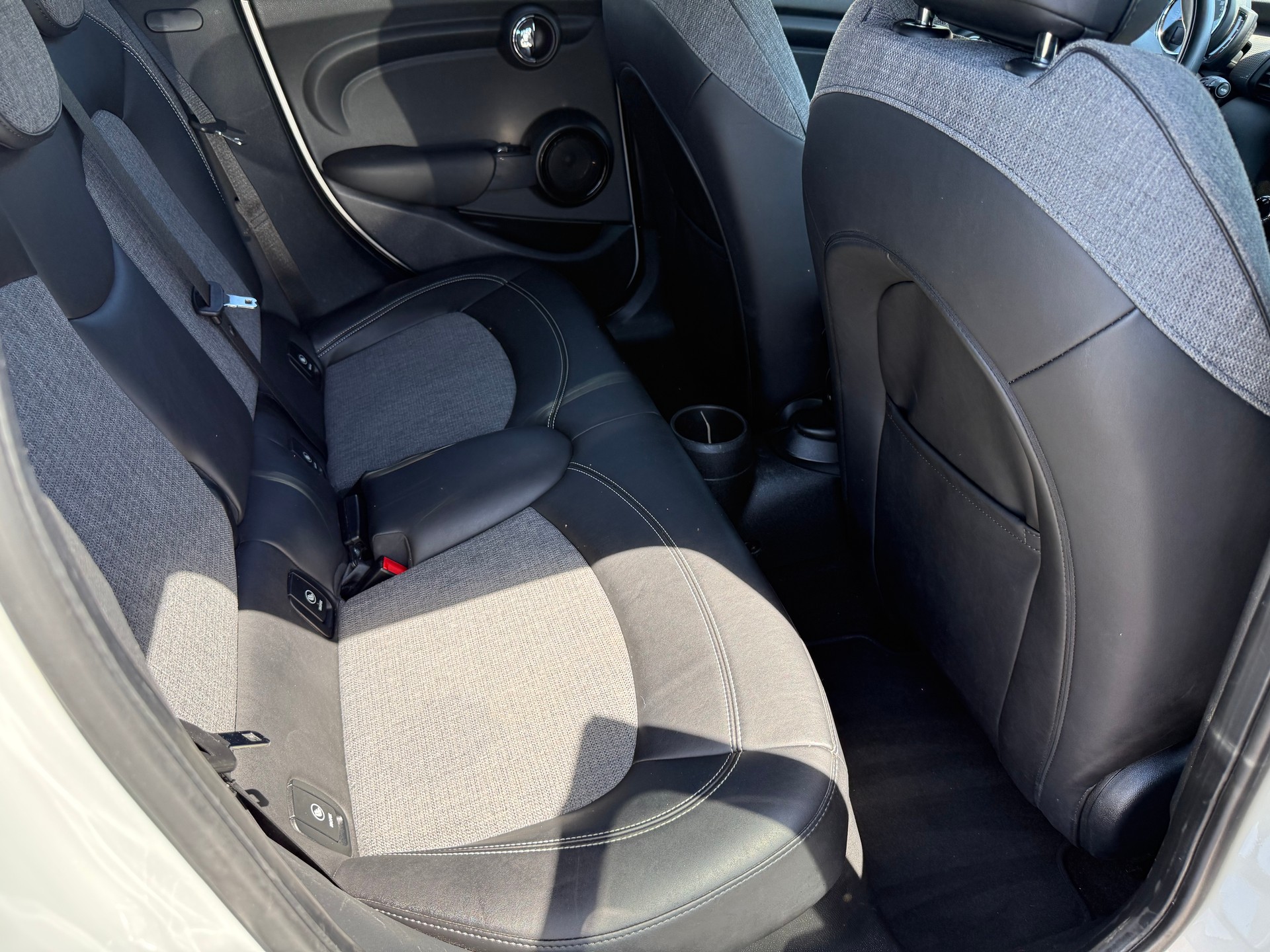 MINI Cooper Steptronic DKG-image-9