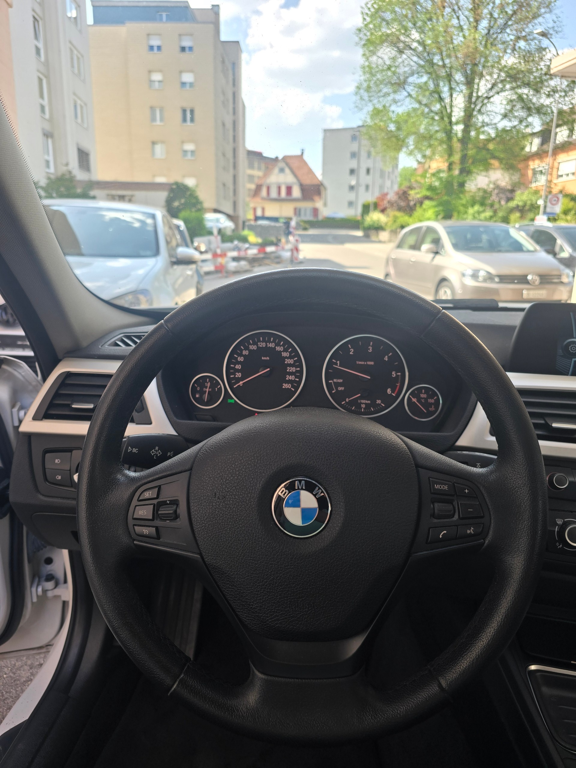 BMW 316d Touring Business Steptronic-image-8