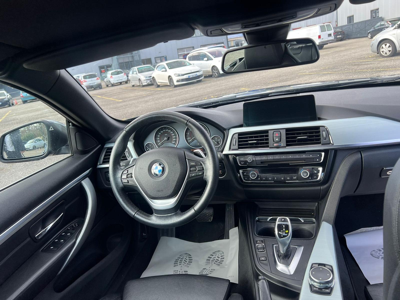 BMW 428i Cabriolet xDrive Sport Line Steptronic-image-11
