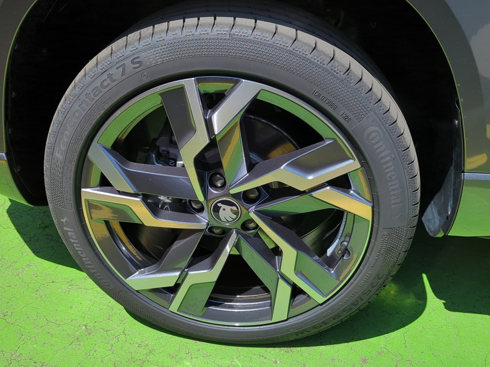 SKODA Karoq 2.0 TSI SportLine 4x4 DSG-image-10
