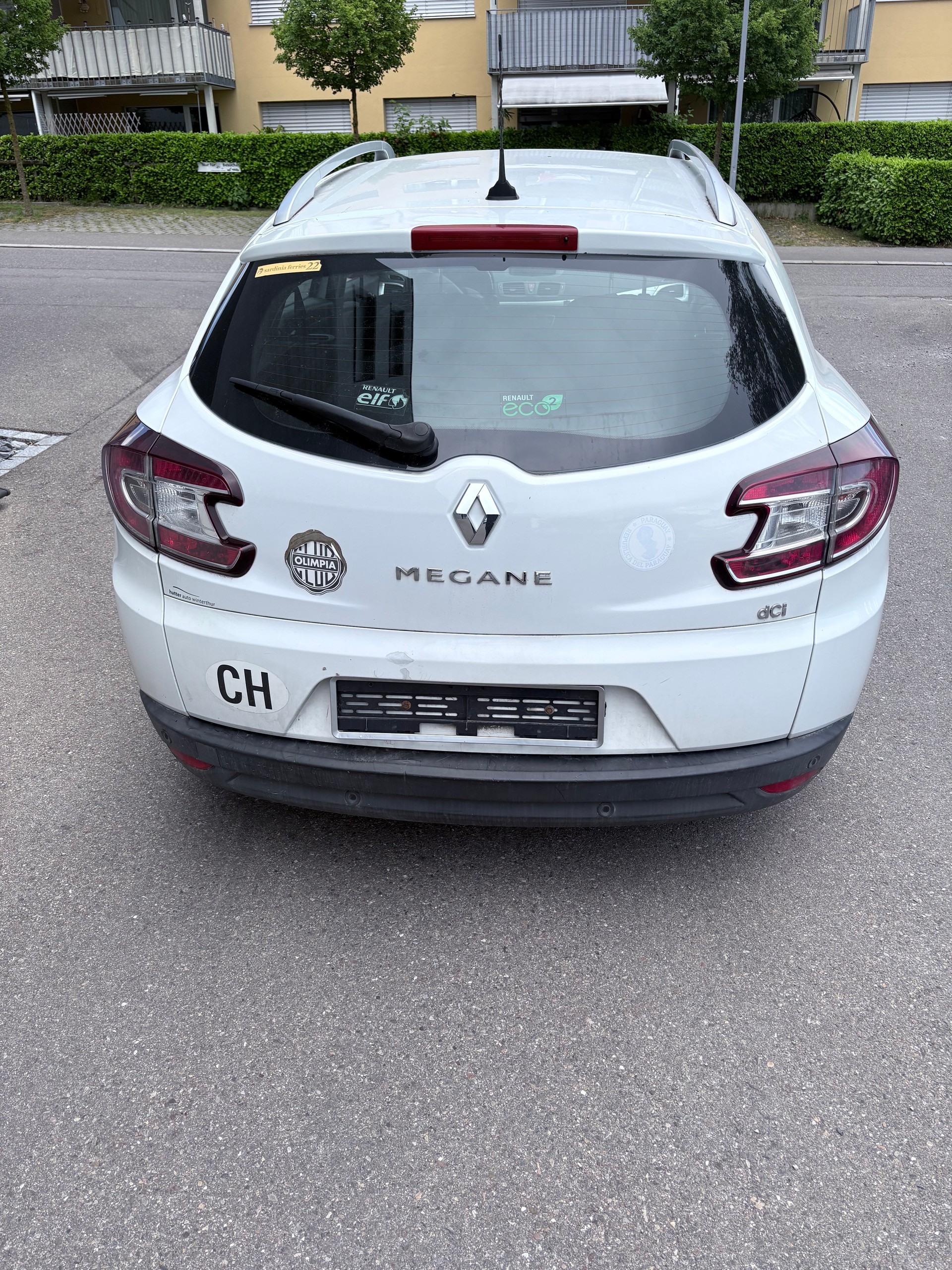 RENAULT Mégane Grandtour 1.5 dCi Dynamique EDC-image-4