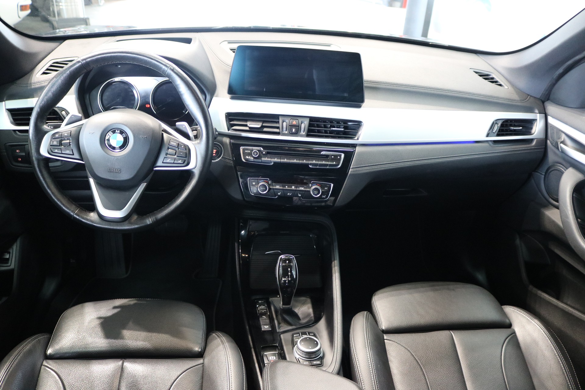 BMW X1 xDrive 20d Sport Line Steptronic-image-43