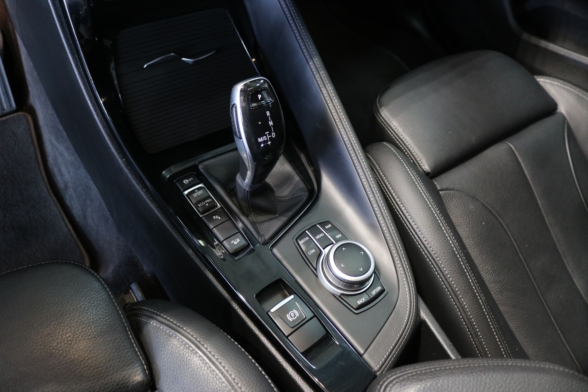 BMW X1 xDrive 20d Sport Line Steptronic-image-49