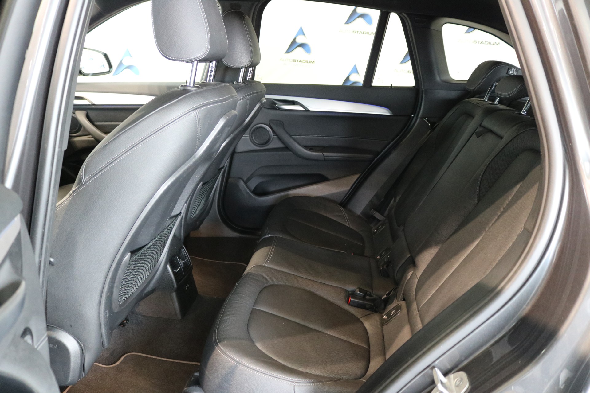 BMW X1 xDrive 20d Sport Line Steptronic-image-4