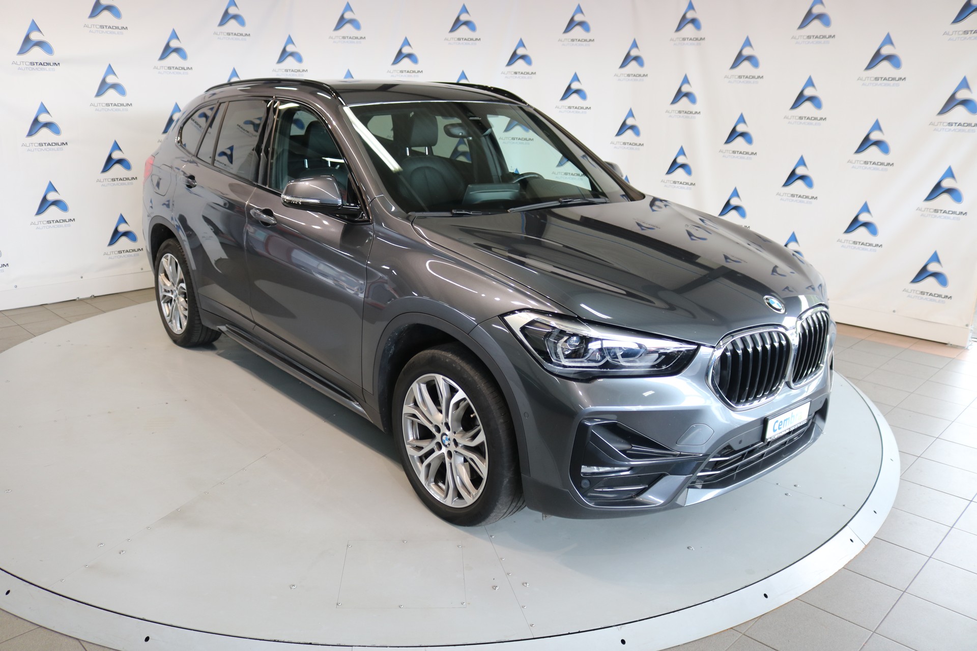 BMW X1 xDrive 20d Sport Line Steptronic-image-8