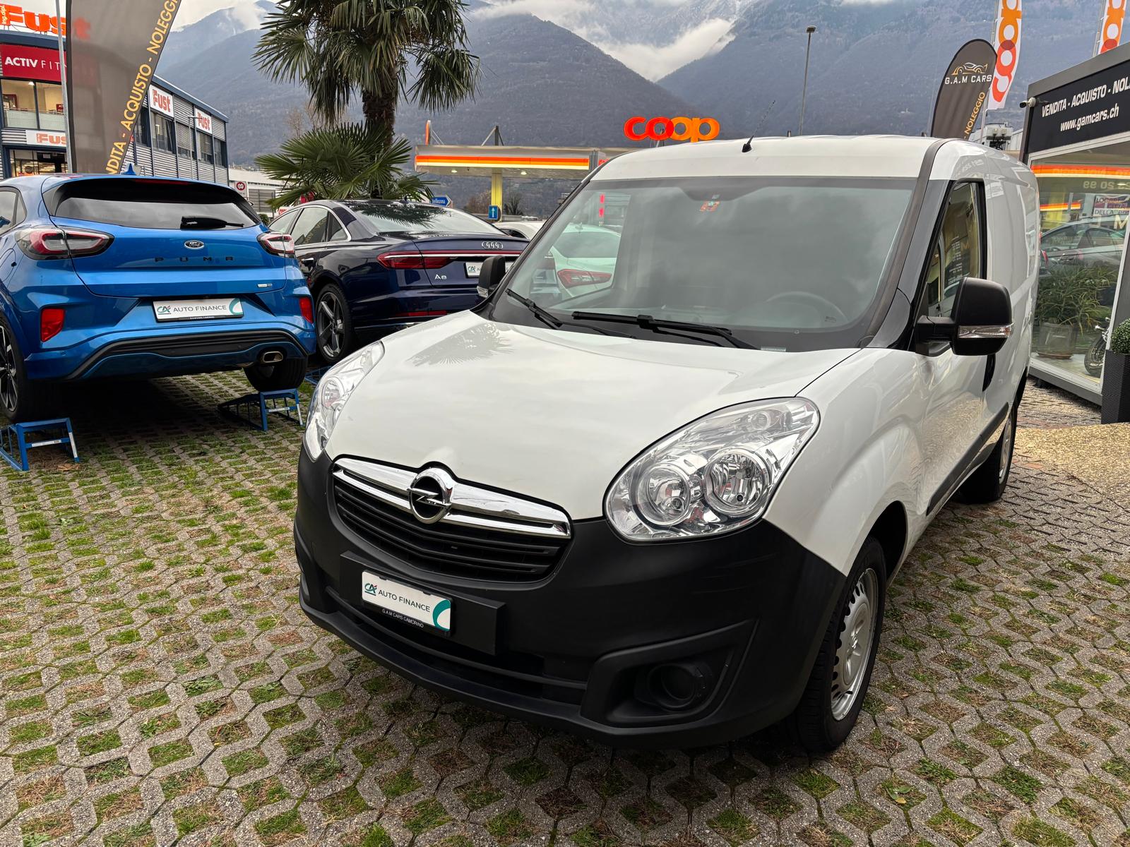 OPEL Combo 1.4i 2.2 L1H1-image-0