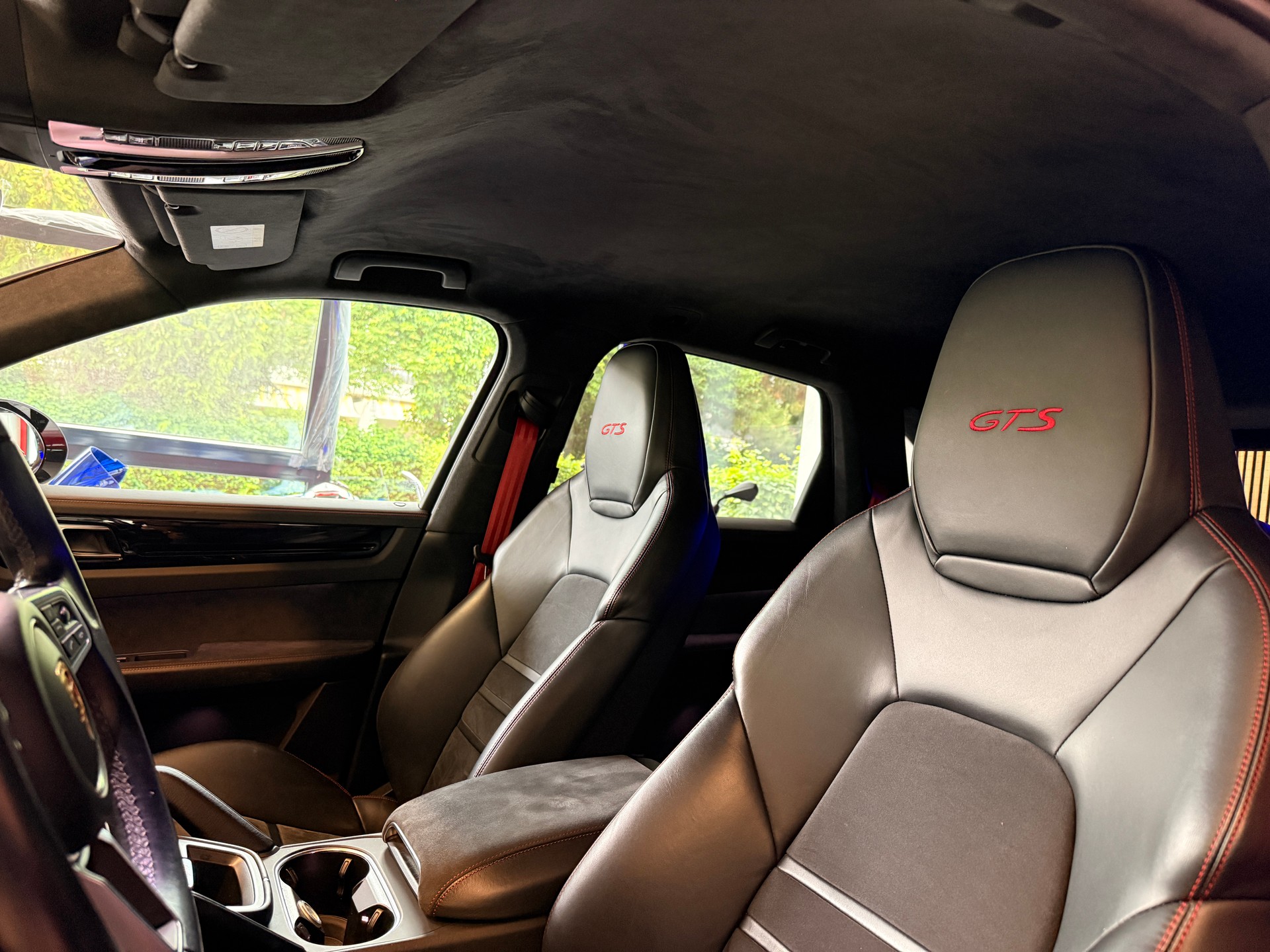 PORSCHE Cayenne 4.0 V8 GTS !Porsche Approved bis 11.2026! !neue Bremsen rundum!-image-4