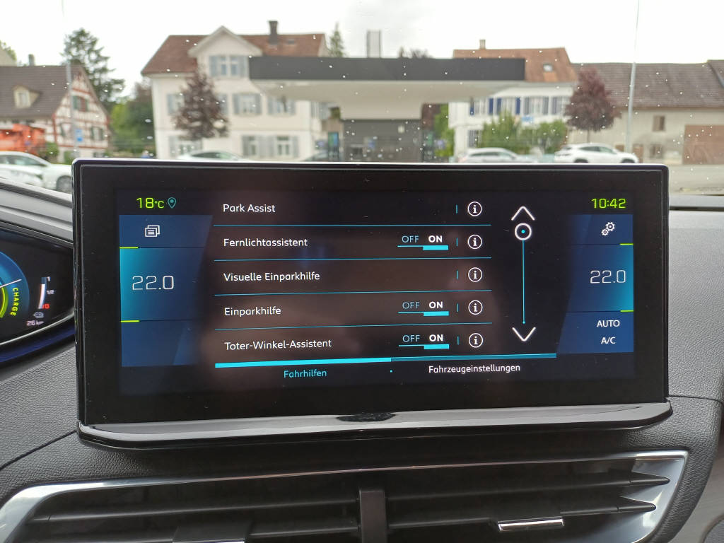 PEUGEOT 3008 1.6 Plug-in Hybrid4 GT Pack-image-12