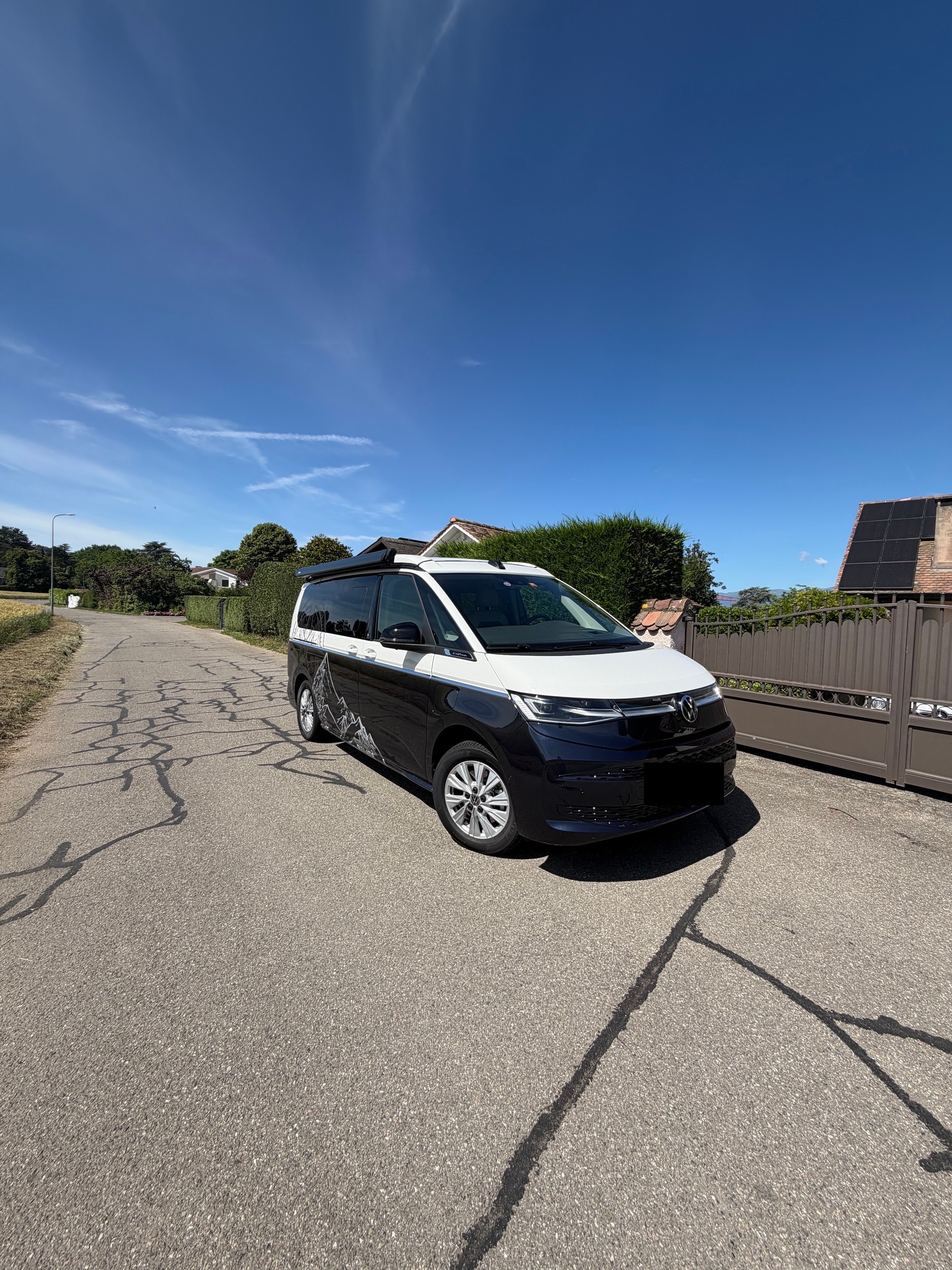 VW CALIFORNIA-image-2