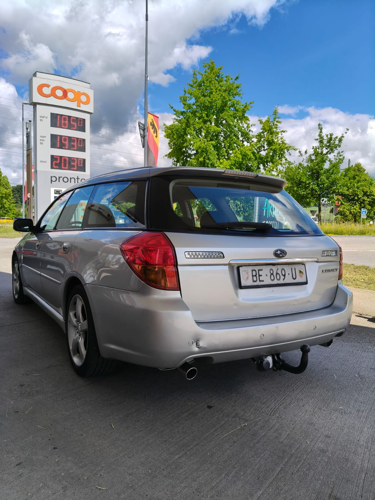 SUBARU Legacy 2.0R AWD Classic-image-4