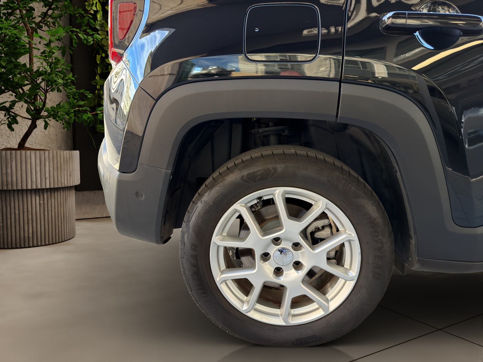 JEEP Renegade 1.3 T PHEV Limited AWD-image-22