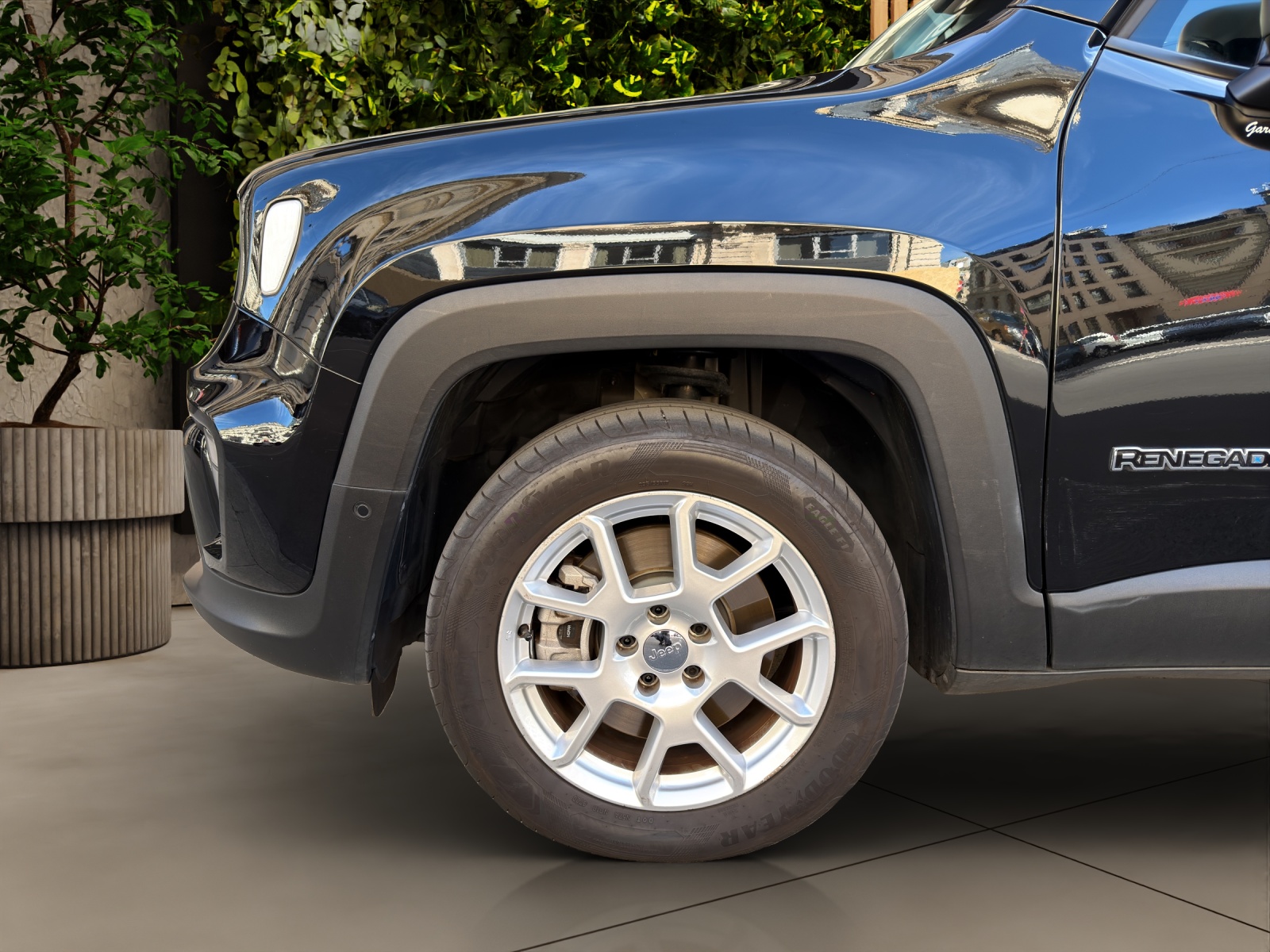 JEEP Renegade 1.3 T PHEV Limited AWD-image-19
