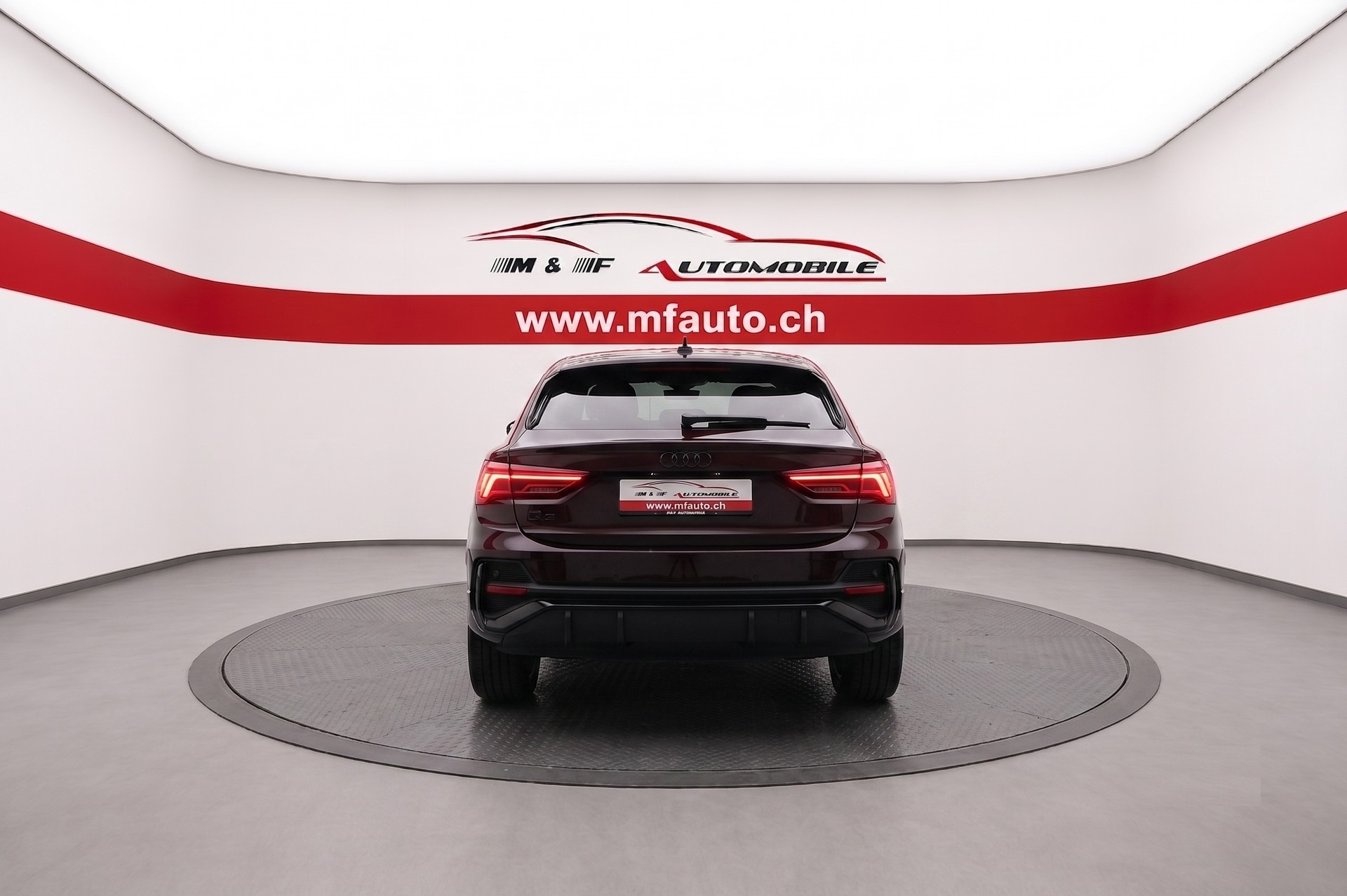 AUDI Q3 Sportback 2.0 35 TDI S line quattro S-Tronic CH FAHRZEUG-image-4