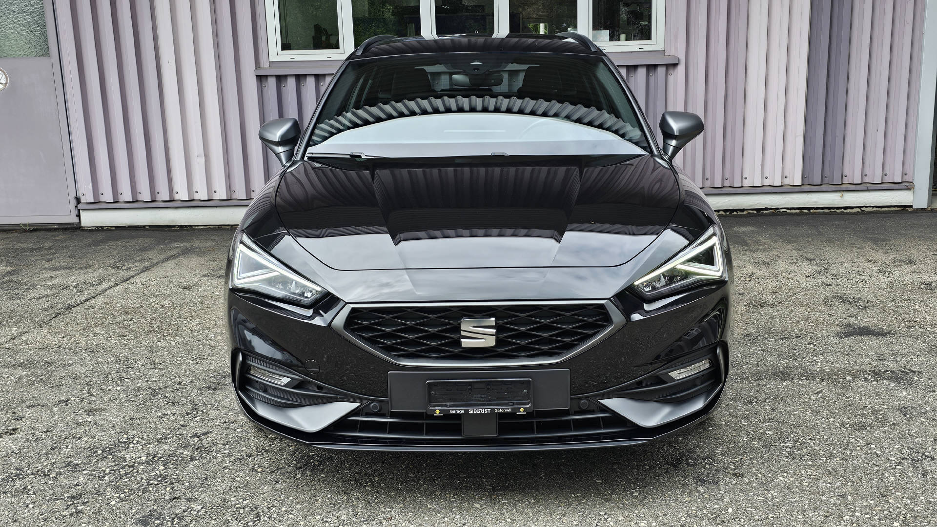 SEAT Leon ST 1.5 eTSI 150 FR DSG-image-2