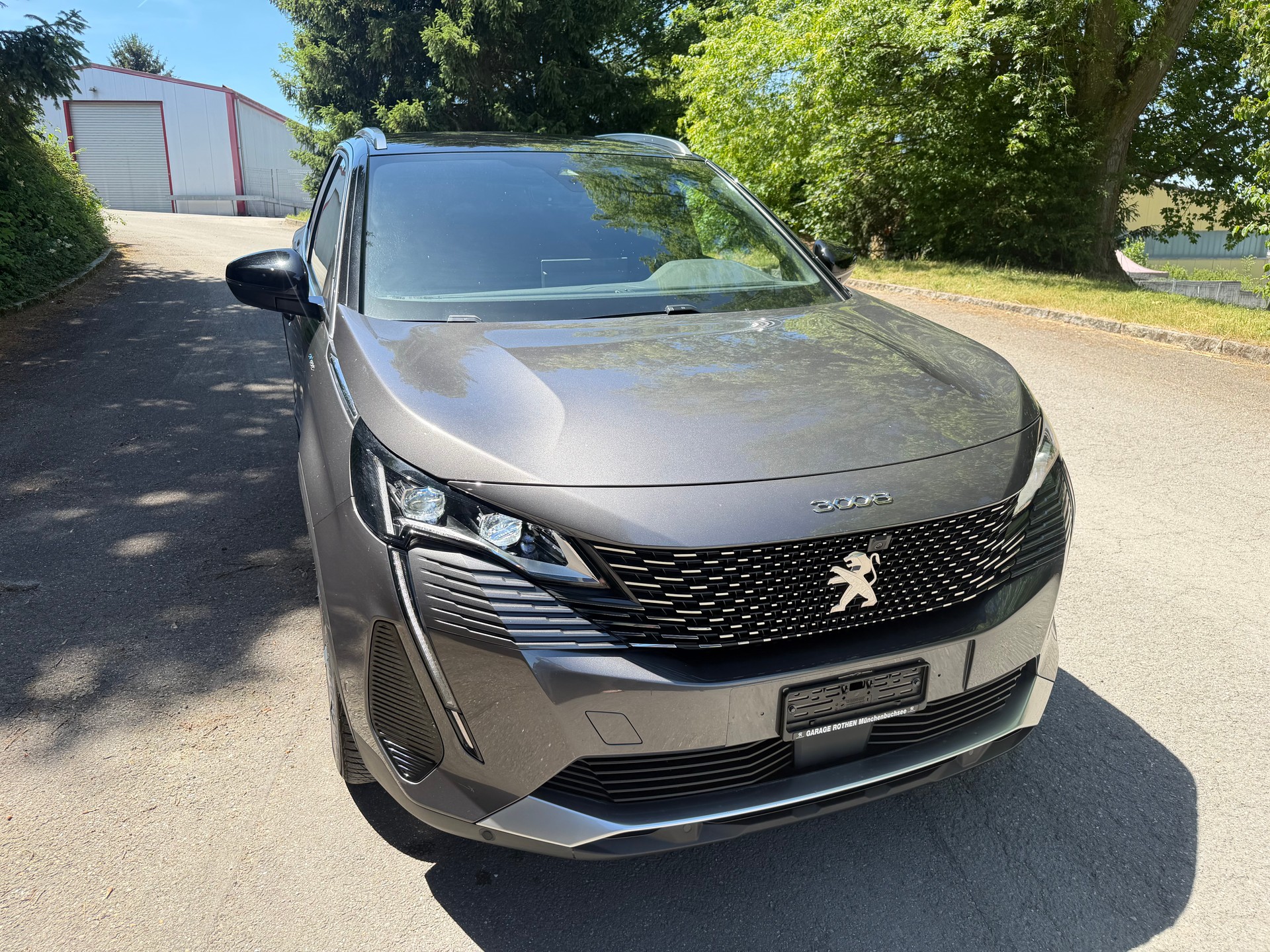 PEUGEOT 3008 300e Hybrid4 GT EAT8-image-3