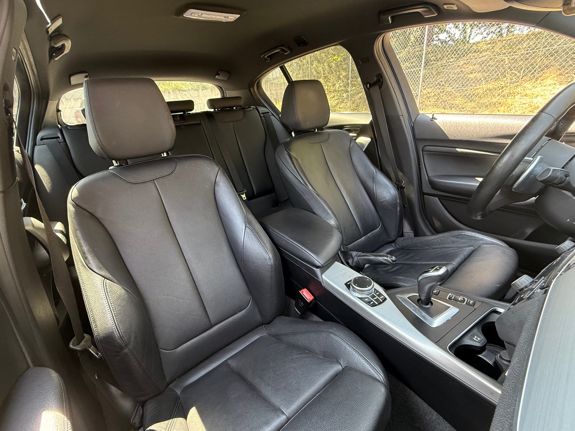 BMW 120d xDrive Edition M Sport Steptronic-image-4